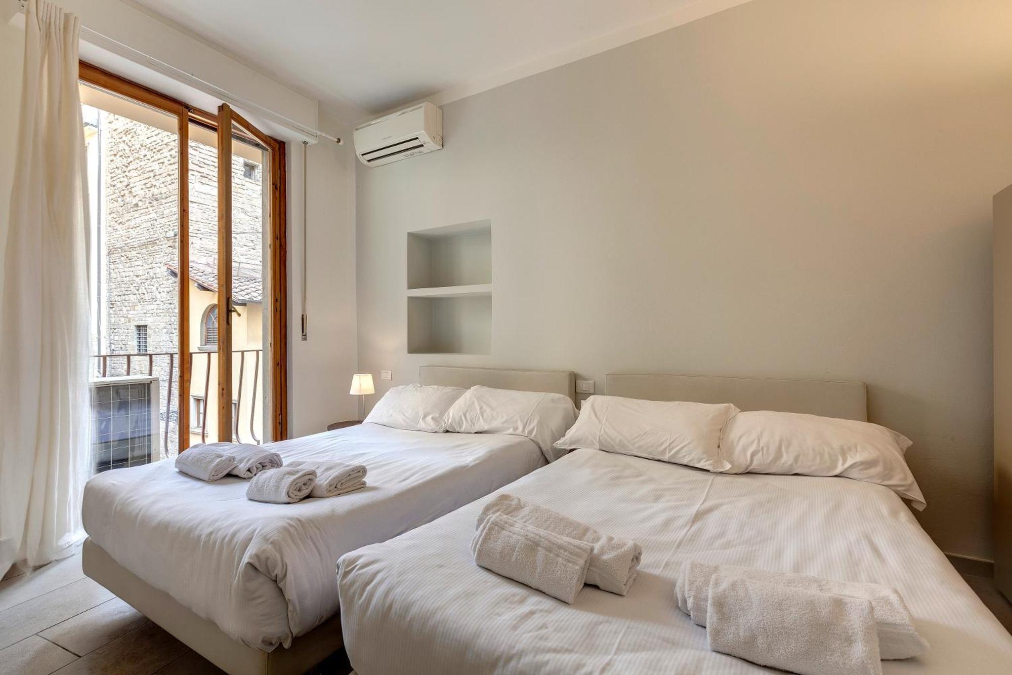 Mamo Florence - Santo Stefano Apartment Kültér fotó
