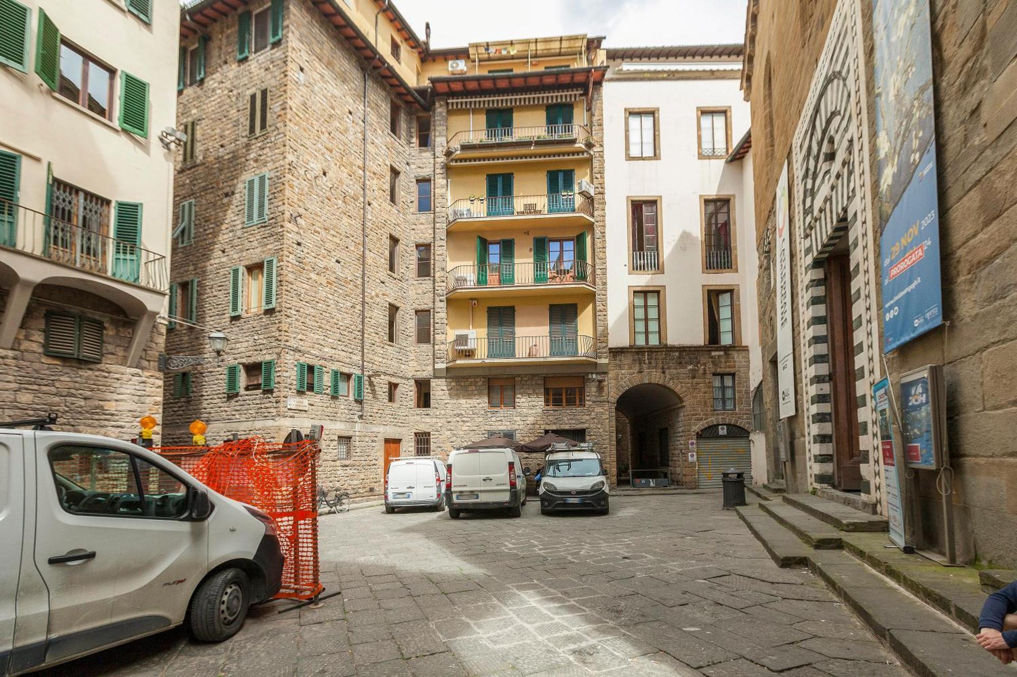 Mamo Florence - Santo Stefano Apartment Kültér fotó